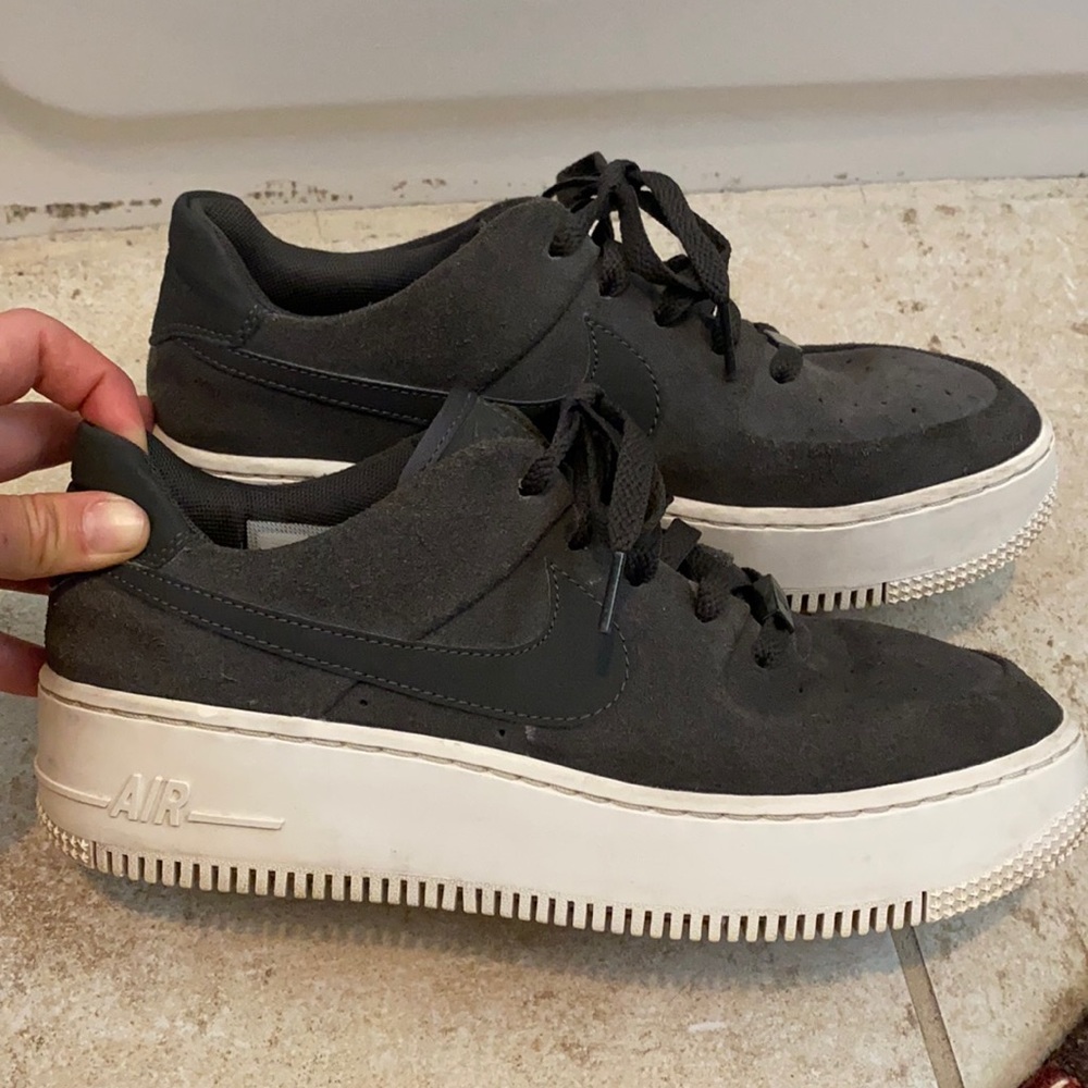 Nike Air Force 1 Sage Low Night